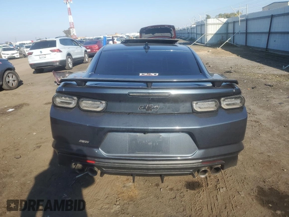 2019 Chevrolet Camaro 1SS with VIN 1G1FF1R70K0121735, listed as a Copart auction lot 71122712 with 64,187 mi miles. Bid and sale history available at carsss.com. Image 6.