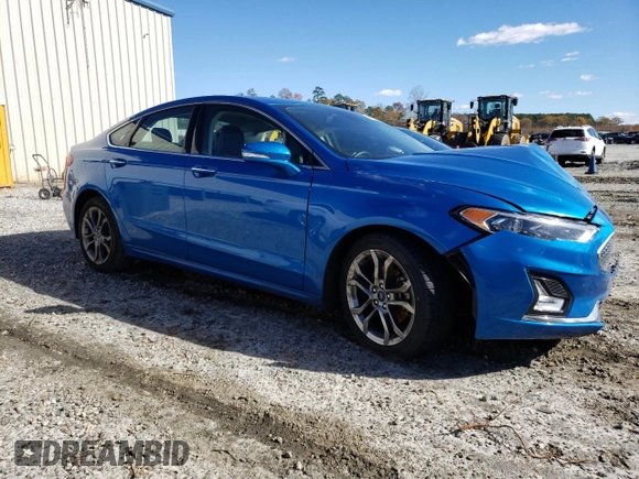 2020 Ford Fusion Hybrid Titanium with VIN 3FA6P0RU2LR156885, listed as a Copart auction lot 68011252 with 60,351 mi miles. Bid and sale history available at carsss.com. Image 4.