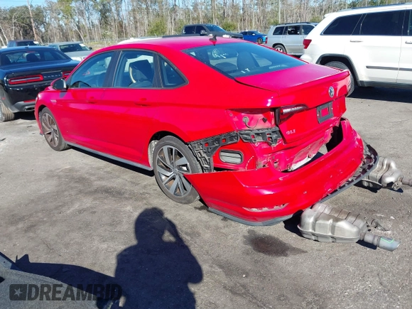 2019 Volkswagen Jetta GLI S z VIN 3VW5T7BU3KM225015, wystawiony jako IAAI lot #41352228 z przebiegiem 96 874 mil mil oraz . Historia ofert i sprzedaży dostępna na DreamBid. Obrazek 3.