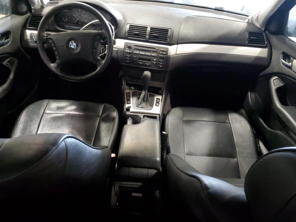2004 BMW 3 Series 325xi with VIN WBAEU33434PR12142, listed as a Copart auction lot 42591075 with 149,969 mi miles and Salvage Title. Bid and sale history available at carsss.com. Image 8.