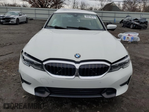 2019 BMW 3 Series 330i xDrive with VIN 3MW5R7J51K8A04840, listed as a Copart auction lot 85679214 with Not Provided miles and Non Repairable. Bid and sale history available at DreamBid. Image 5.
