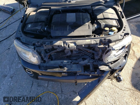 2016 Land Rover LR4 HSE with VIN SALAG2V60GA799977, listed as a Copart auction lot 87963435 with 122,982 mi miles and Salvage Title. Bid and sale history available at DreamBid. Image 12.