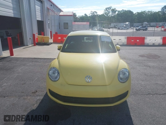 2013 Volkswagen Beetle 2.5L with VIN 3VWHX7AT7DM613197, listed as a IAAI auction lot 41298890 with 130,219 mi miles and . Bid and sale history available at DreamBid. Image 12.