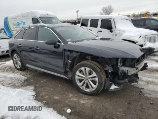 2020 Audi A4 allroad Premium Plus with VIN WA18NAF45LA024517, listed as a Copart auction lot 38195084 with 49,546 mi miles. Bid and sale history available at carsss.com. Image 4.