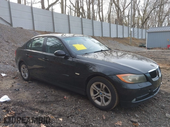 2008 BMW 3 Series 328xi with VIN WBAVC93508K043288, listed as a IAAI auction lot 42060130 with 183,882 mi miles. Bid and sale history available at carsss.com. Image 1.