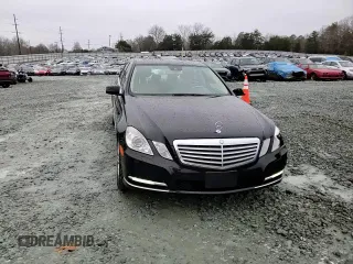 2011 Mercedes-Benz E 550 Luxury with VIN WDDHF9AB4BA335478, listed as a Copart auction lot 44942135 with 235,581 mi miles and Salvage title. Bid and sale history available at DreamBid. Image 11.