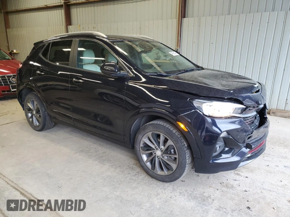 2020 Buick Encore GX Select z VIN KL4MMESL4LB134670, wystawiony jako Copart lot #49766405 z przebiegiem 43 801 mil mil oraz Szkoda całkowita • Salvage title. Historia ofert i sprzedaży dostępna na DreamBid. Obrazek 4.