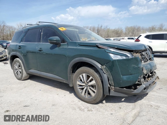 2022 Nissan Pathfinder SL z VIN 5N1DR3CA0NC242799, wystawiony jako Copart lot #50532655 z przebiegiem 116 338 mil mil oraz Szkoda całkowita • Salvage title. Historia ofert i sprzedaży dostępna na DreamBid. Obrazek 4.