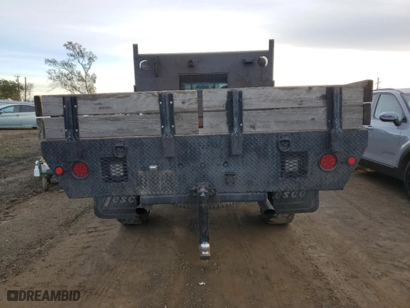 2003 Ford Super Duty F-250 XL with VIN 1FTNX21L33EB82113, listed as a Copart auction lot 87091814 with 282,273 mi miles and Non Repairable. Bid and sale history available at carsss.com. Image 6.