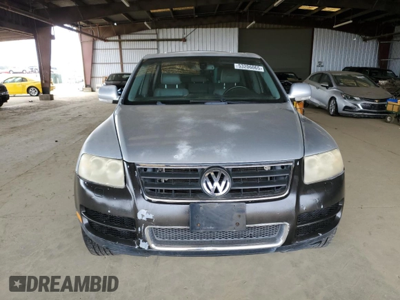 2006 Volkswagen Touareg 4.2L V8 with VIN WVGZM77L76D040030, listed as a Copart auction lot 53206065 with 133,997 mi miles and Clean Title. Bid and sale history available at DreamBid. Image 5.