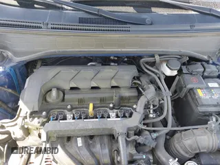 2020 Hyundai Venue SEL z VIN KMHRC8A32LU040238, wystawiony jako IAAI lot #42160843 z przebiegiem 55 690 mil mil oraz . Historia ofert i sprzedaży dostępna na DreamBid. Obrazek 10.