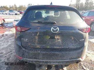2018 Mazda CX-5 Sport with VIN JM3KFBBM8J0372701, listed as a IAAI auction lot 41643531 with 85,886 mi miles. Bid and sale history available at carsss.com. Image 17.