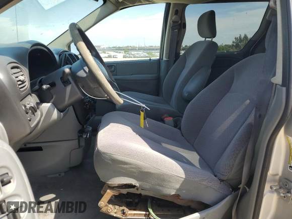 2007 Dodge Grand Caravan SE with VIN 1D4GP24R17B165507, listed as a Copart auction lot 52711705 with 200,729 mi miles and Salvage Title. Bid and sale history available at DreamBid. Image 7.
