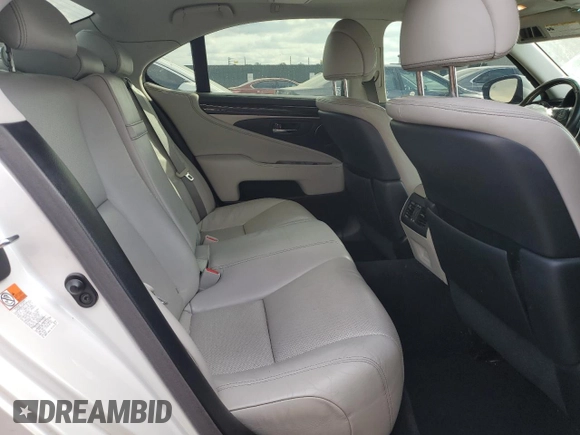 2016 Lexus LS 460 with VIN JTHBL5EF5G5141054, listed as a Copart auction lot 83382144 with 98,592 mi miles and Salvage title. Bid and sale history available at DreamBid. Image 10.