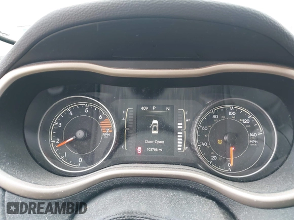 2017 Jeep Cherokee Latitude with VIN 1C4PJMCB3HW530794, listed as a IAAI auction lot 41854670 with 103,798 mi miles. Bid and sale history available at carsss.com. Image 7.