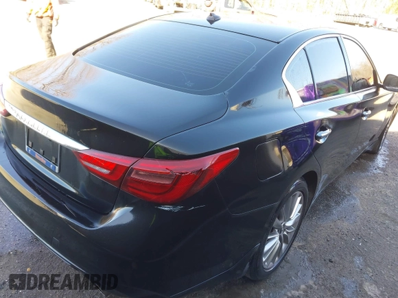 2020 Infiniti Q50 Luxe with VIN JN1EV7AR5LM250864, listed as a IAAI auction lot 40927003 with 57,534 mi miles and . Bid and sale history available at carsss.com. Image 4.