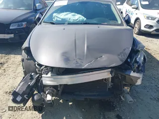 2015 Dodge Dart SXT z VIN 1C3CDFBB7FD330596, wystawiony jako IAAI lot #42067942 z przebiegiem 114 126 mil mil oraz . Historia ofert i sprzedaży dostępna na DreamBid. Obrazek 6.