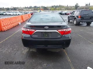 2017 Toyota Camry XLE with VIN 4T1BF1FK4HU268832, listed as a IAAI auction lot 41935869 with 169,584 mi miles. Bid and sale history available at carsss.com. Image 16.