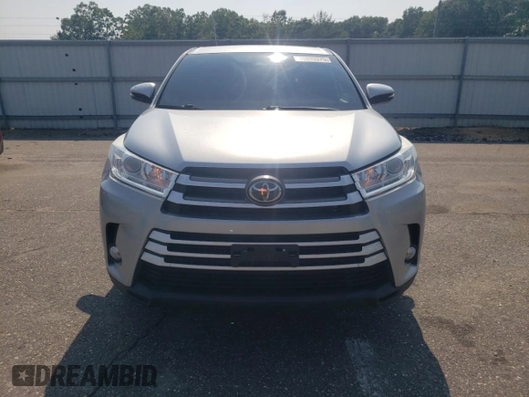 2018 Toyota Highlander LE с VIN 5TDBZRFH7JS830067, выставлен на аукционе Copart как лот 58835375 с пробегом 65 315 миль миль и Списание • Salvage title. История ставок и продаж доступна на DreamBid. Изображение 5.