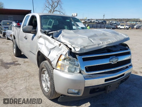 2009 Chevrolet Silverado 1500 LT with VIN 1GCEK29J29Z238478, listed as a IAAI auction lot 41838442 with 156,947 mi miles. Bid and sale history available at carsss.com. Image 1.