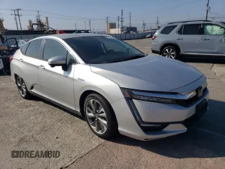 2018 Honda Clarity Plug-In Hybrid with VIN JHMZC5F16JC015483, listed as a Copart auction lot 69603064 with 101,819 mi miles and Salvage Title. Bid and sale history available at carsss.com. Image 4.