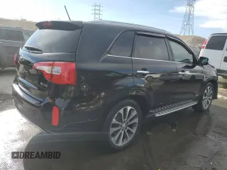 2015 Kia Sorento SX with VIN 5XYKWDA79FG647624, listed as a Copart auction lot 46268605 with 67,745 mi miles and Clean Title. Bid and sale history available at carsss.com. Image 3.