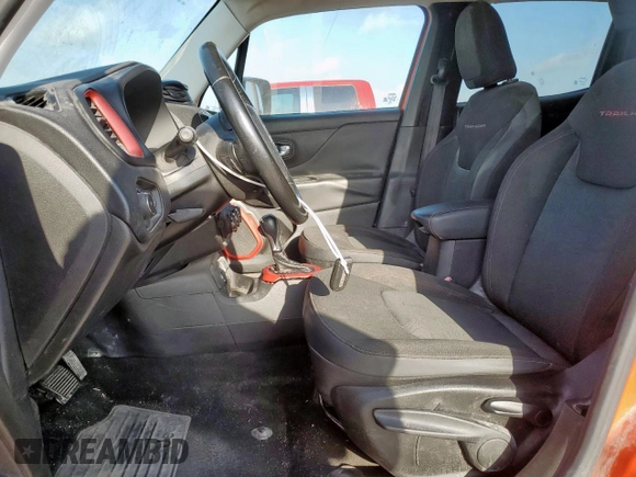 2015 Jeep Renegade Trailhawk z VIN ZACCJBCT8FPC23014, wystawiony jako Copart lot #60025465 z przebiegiem 46 645 mil mil oraz Czysty tytuł • Clean title. Historia ofert i sprzedaży dostępna na DreamBid. Obrazek 7.