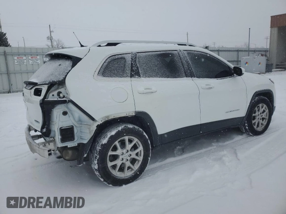 2015 Jeep Cherokee Latitude z VIN 1C4PJMCB0FW622507, wystawiony jako Copart lot #88493245 z przebiegiem 122 411 mil mil oraz Nie do naprawy • Non repairable. Historia ofert i sprzedaży dostępna na DreamBid. Obrazek 3.
