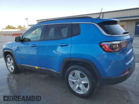 2022 Jeep Compass Latitude with VIN 3C4NJCBB7NT119404, listed as a Copart auction lot 81812534 with 48,743 mi miles and Salvage Title. Bid and sale history available at DreamBid. Image 2.