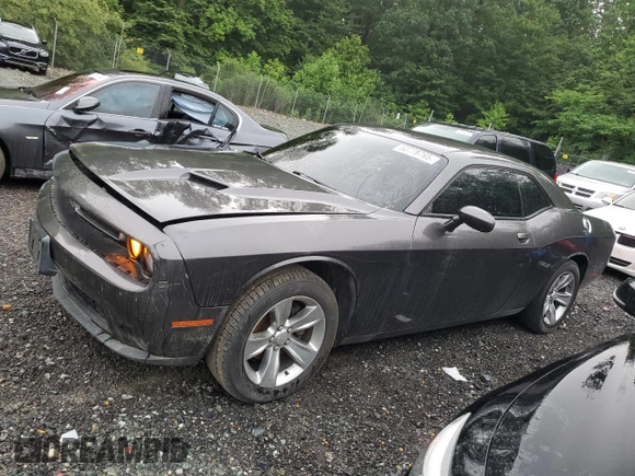 2016 Dodge Challenger SXT z VIN 2C3CDZAG6GH153087, wystawiony jako Copart lot #60778765 z przebiegiem 146 482 mil mil oraz Szkoda całkowita • Salvage title. Historia ofert i sprzedaży dostępna na DreamBid. Obrazek 1.