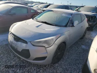 2015 Hyundai Veloster z VIN KMHTC6AD9FU236037, wystawiony jako Copart lot #43710405 z przebiegiem 130 254 mil mil oraz Czysty tytuł • Clean title. Historia ofert i sprzedaży dostępna na DreamBid. Obrazek 1.