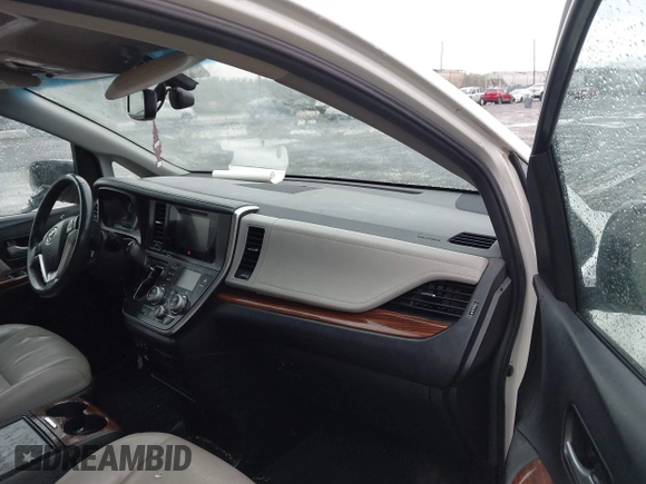 2016 Toyota Sienna Ltd with VIN 5TDDK3DC3GS142030, listed as a IAAI auction lot 41978620 with 155,563 mi miles. Bid and sale history available at carsss.com. Image 5.