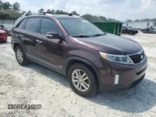 2015 Kia Sorento LX with VIN 5XYKTDA6XFG564185, listed as a Copart auction lot 62695875 with 119,509 mi miles and Clean title. Bid and sale history available at DreamBid. Image 4.
