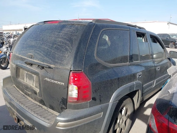 2008 Isuzu Ascender S with VIN 4NUDS13S682700933, listed as a IAAI auction lot 41829350 with 1 mi miles. Bid and sale history available at carsss.com. Image 4.