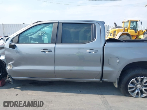 2021 Chevrolet Silverado 1500 RST with VIN 1GCUYEET5MZ230337, listed as a IAAI auction lot 39846314 with 15,605 mi miles. Bid and sale history available at carsss.com. Image 13.