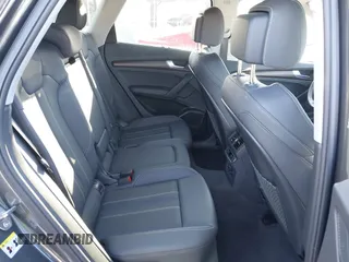 2023 Audi Q5 S line Premium Plus z VIN WA1EAAFY7P2065409, wystawiony jako IAAI lot #41305736 z przebiegiem 15 251 mil mil oraz . Historia ofert i sprzedaży dostępna na DreamBid. Obrazek 8.
