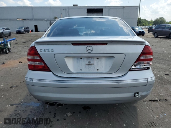 2007 Mercedes-Benz C 230 Sport with VIN WDBRF52H97A923151, listed as a Copart auction lot 63037255 with 196,893 mi miles and Salvage title. Bid and sale history available at DreamBid. Image 6.