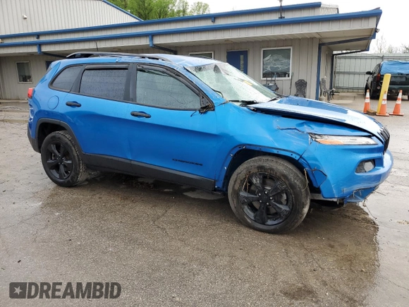 2017 Jeep Cherokee Sport с VIN 1C4PJMAB4HW588268, выставлен на аукционе Copart как лот 53804855 с пробегом 68 509 миль миль и Списание • Salvage title. История ставок и продаж доступна на DreamBid. Изображение 4.