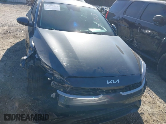 2024 Kia Forte LXS with VIN 3KPF24AD8RE713813, listed as a IAAI auction lot 41497549 with 18,027 mi miles. Bid and sale history available at carsss.com. Image 12.