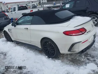 2019 Mercedes-Benz C 63 S AMG with VIN WDDWK8HB6KF926434, listed as a IAAI auction lot 41521120 with 87,095 mi miles and . Bid and sale history available at carsss.com. Image 3.