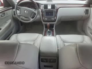 2011 Cadillac DTS Premium Collection z VIN 1G6KH5E66BU122873, wystawiony jako Copart lot #55515185 z przebiegiem 84 092 mil mil oraz Szkoda całkowita • Salvage title. Historia ofert i sprzedaży dostępna na DreamBid. Obrazek 8.