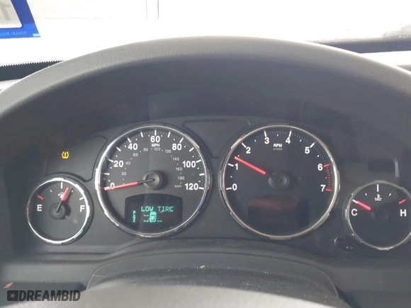 2008 Jeep Liberty Limited with VIN 1J8GP58K98W280368, listed as a IAAI auction lot 41372375 with 1 mi miles. Bid and sale history available at carsss.com. Image 7.