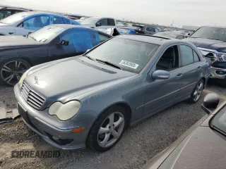 2005 Mercedes-Benz C 230 Kompressor z VIN WDBRF40JX5F623375, wystawiony jako Copart lot #56363905 z przebiegiem 122 592 mil mil oraz Nie do naprawy • Non repairable. Historia ofert i sprzedaży dostępna na DreamBid. Obrazek 1.