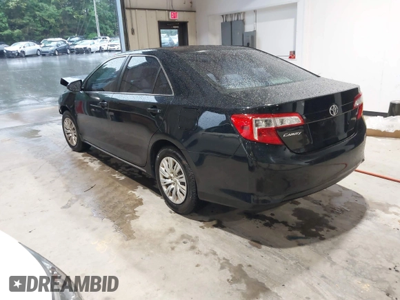2012 Toyota Camry L z VIN 4T1BF1FK6CU176372, wystawiony jako IAAI lot #42437562 z przebiegiem 217 583 mil mil oraz . Historia ofert i sprzedaży dostępna na DreamBid. Obrazek 3.