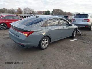2022 Hyundai Elantra SE with VIN KMHLL4AG9NU289768, listed as a IAAI auction lot 41173804 with 48,582 mi miles and . Bid and sale history available at DreamBid. Image 4.