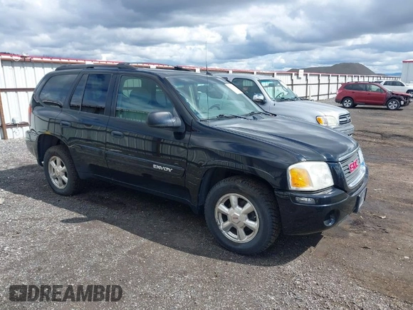 2005 GMC Envoy SLE with VIN 1GKDT13S552212811, listed as a IAAI auction lot 41996953 with 147,896 mi miles. Bid and sale history available at carsss.com. Image 1.