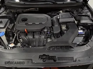 2019 Hyundai Sonata SE с VIN 5NPE24AF6KH741916, выставлен на аукционе Copart как лот 85889255 с пробегом 68 643 миль миль и Чистый • Clean title. История ставок и продаж доступна на DreamBid. Изображение 14.