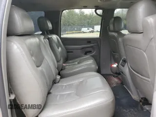 2006 Chevrolet Suburban Z71 with VIN 3GNFK16Z16G115704, listed as a Copart auction lot 52388955 with 274,722 mi miles and Salvage Title. Bid and sale history available at DreamBid. Image 11.