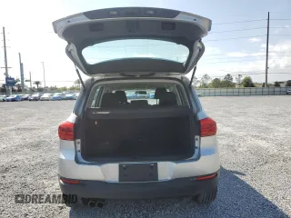 2018 Volkswagen Tiguan with VIN WVGBV7AX8JK001137, listed as a Copart auction lot 48380965 with 61,131 mi miles and Non Repairable. Bid and sale history available at DreamBid. Image 6.