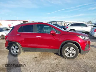 2020 Chevrolet Trax LT with VIN 3GNCJLSB3LL163220, listed as a IAAI auction lot 41630398 with 34,513 mi miles and . Bid and sale history available at DreamBid. Image 13.